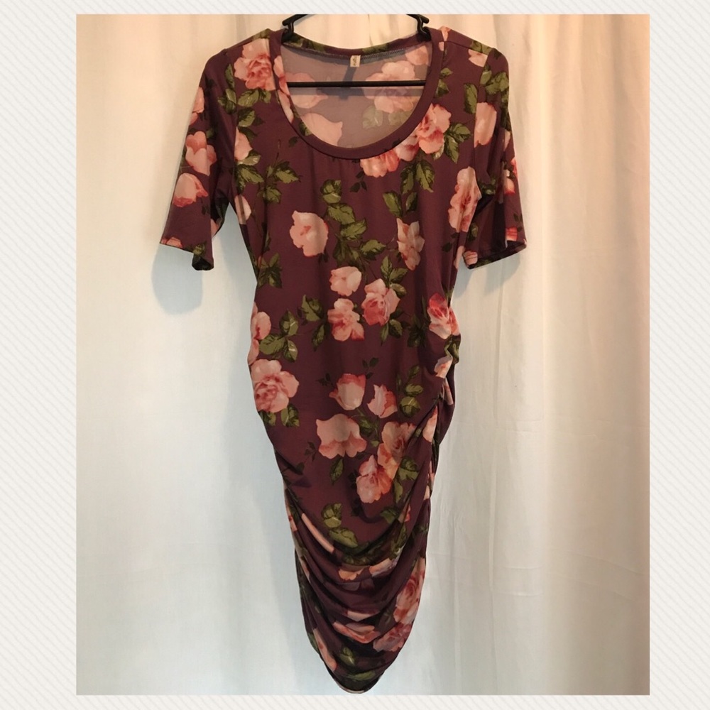 Maternity Floral Body Con dress